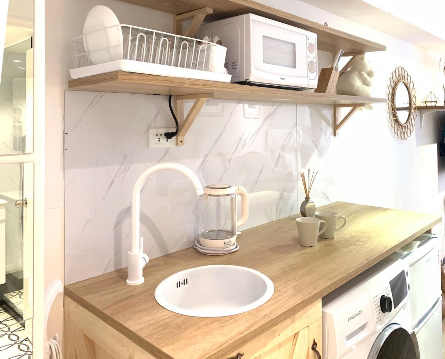Urban Abode 1 *